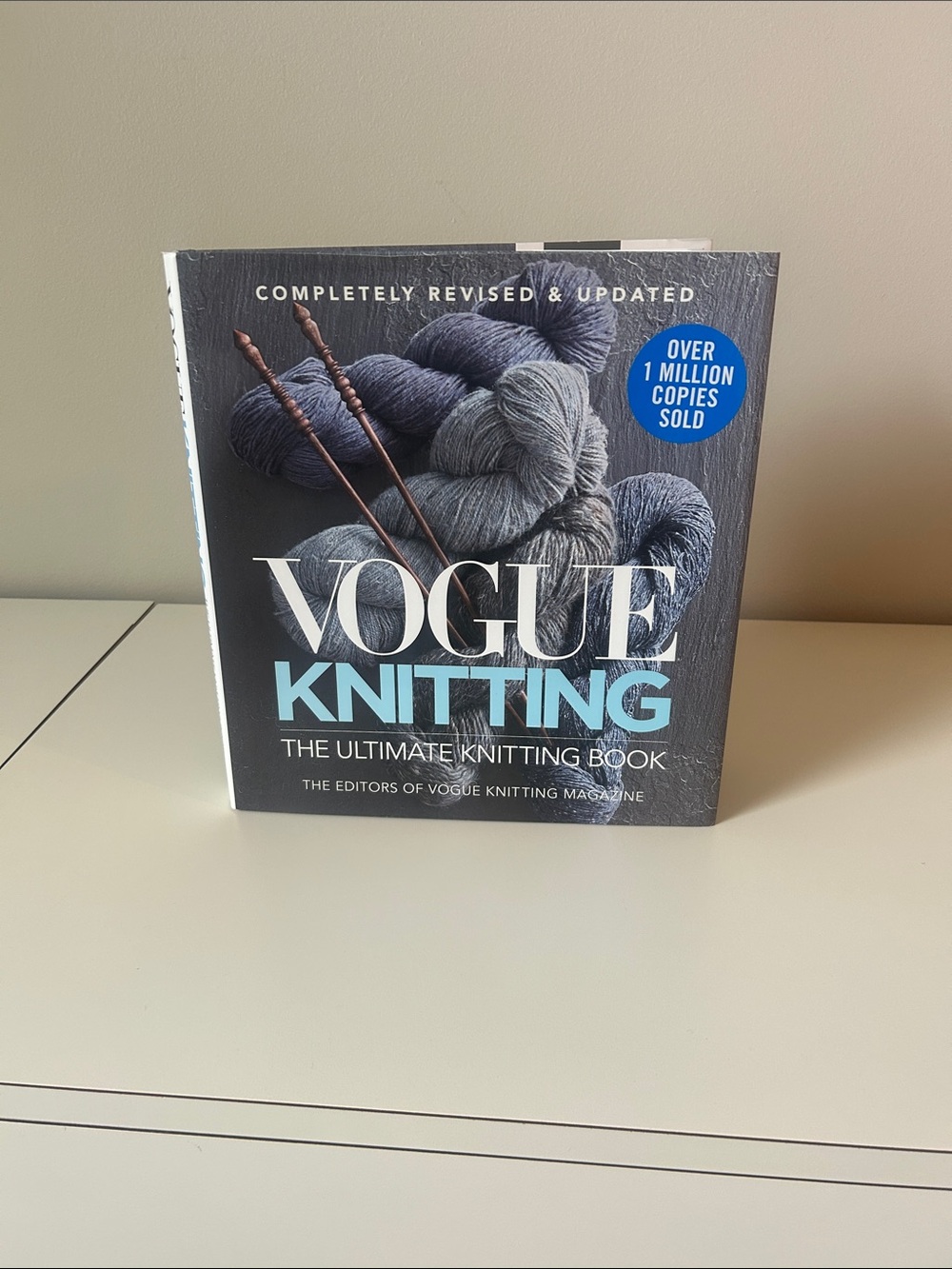 Vogue knitting - ultimate book.  Never used,no marks